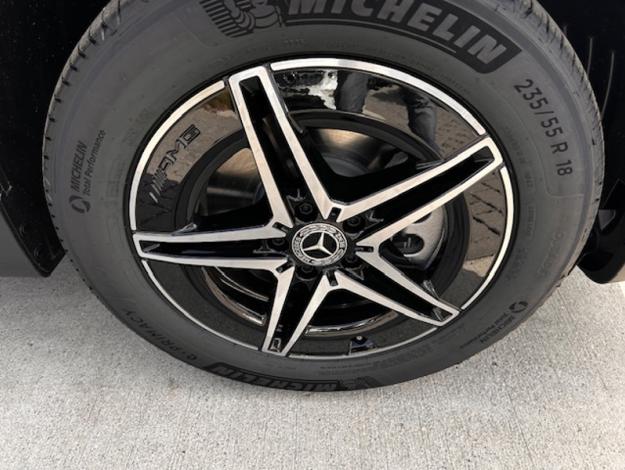 MERCEDES-BENZ EQB EQB 250+ Business Star Edition