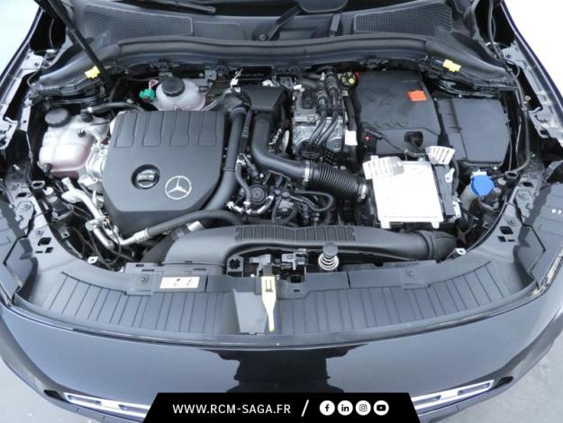 MERCEDES-BENZ GLA 250 e AMG Line  