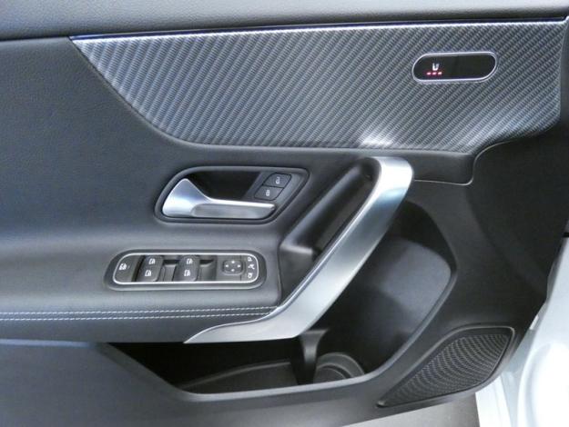MERCEDES-BENZ Classe A 180 d Progressive Line  