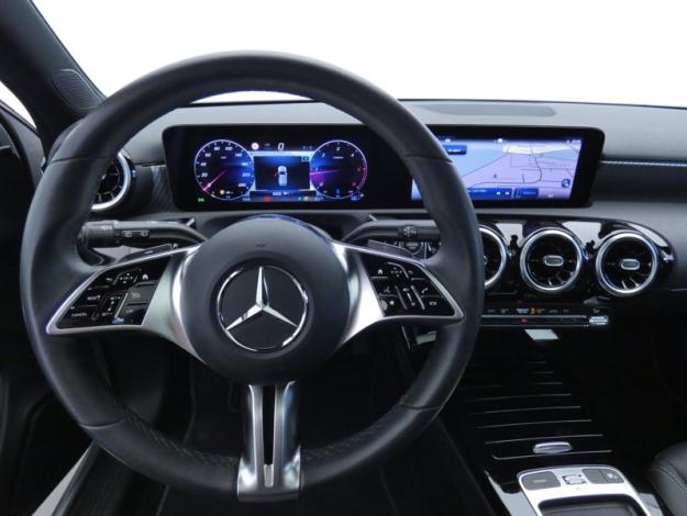 MERCEDES-BENZ Classe A 180 d Progressive Line  