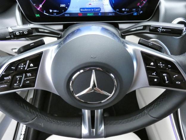 MERCEDES-BENZ GLC SUV GLC 300 e Hybrid EQ 4MATIC Avantgarde Line  GLC 300 e Hybrid EQ 4MATIC Avantgarde Line