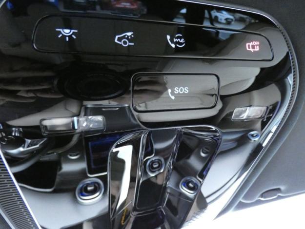 MERCEDES-BENZ GLC SUV GLC 300 e Hybrid EQ 4MATIC Avantgarde Line  GLC 300 e Hybrid EQ 4MATIC Avantgarde Line