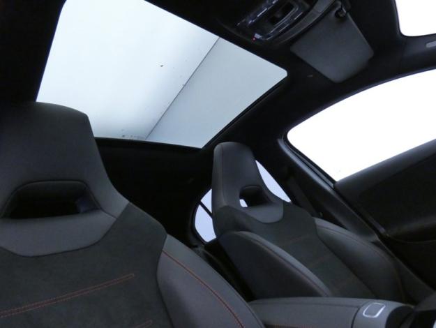 MERCEDES-BENZ Classe A 200 d AMG Line  