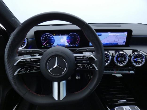 MERCEDES-BENZ Classe A 200 d AMG Line  
