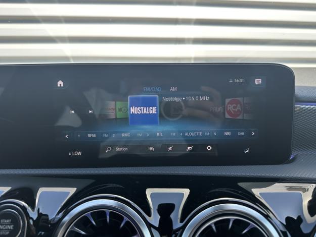 MERCEDES-BENZ Classe A 180 Berline Progressive Line  