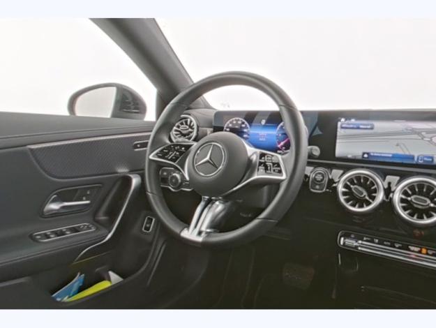 MERCEDES-BENZ CLA 180 d Coupé Luxury Line  