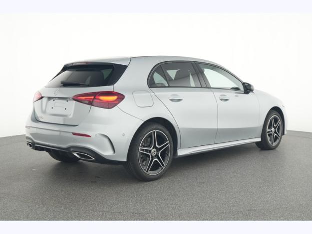 MERCEDES-BENZ A 250 e AMG Pack Night Pano  
