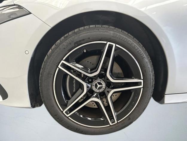 MERCEDES-BENZ A 250 e AMG Pack Night Pano  