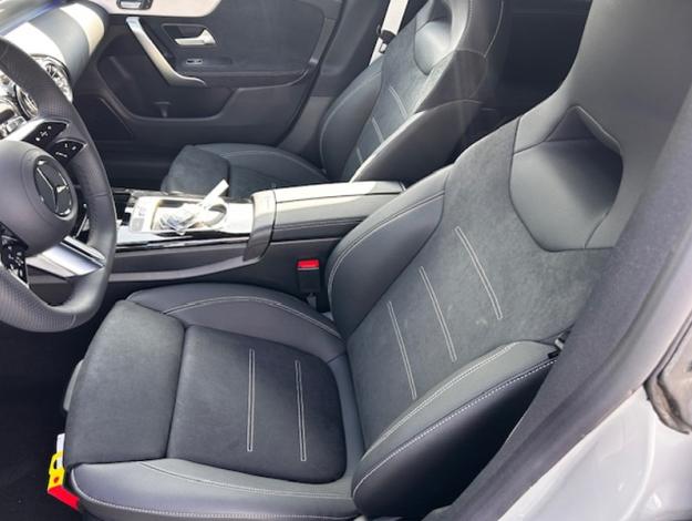 MERCEDES-BENZ CLA 180 Shooting Brake Star Edition - SAGA Huy (+32 85 23 69 00) 