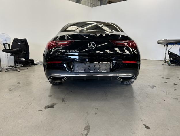 MERCEDES-BENZ CLA 250 e Coupé AMG Toit ouvrant  