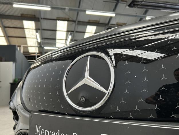 MERCEDES-BENZ EQS 580 4Matic Berline AMG HYPERSCREEN  