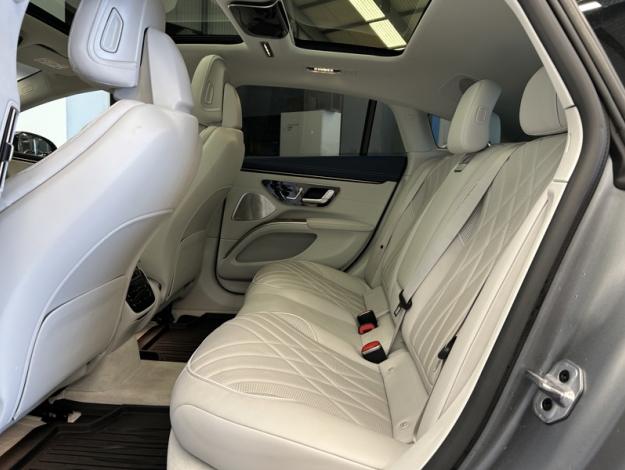 MERCEDES-BENZ EQS 580 4Matic Berline AMG HYPERSCREEN  
