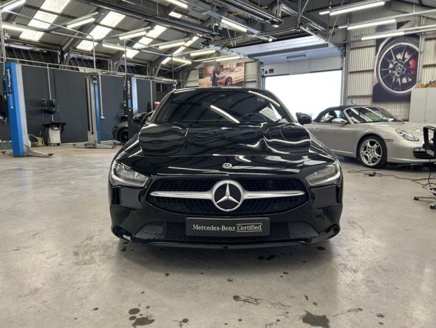 MERCEDES-BENZ CLA 180 Coupé MBUX  