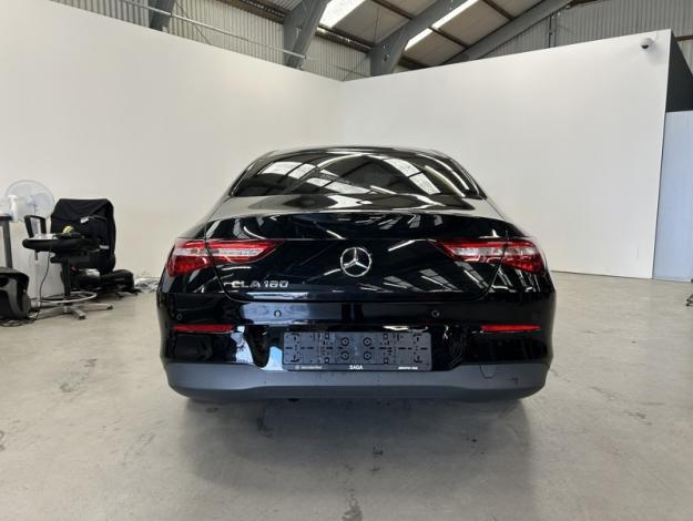 MERCEDES-BENZ CLA 180 Coupé MBUX  
