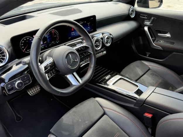 MERCEDES-BENZ Classe A 250 e AMG Line  
