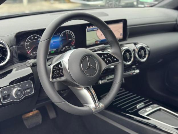 MERCEDES-BENZ CLA-Klasse CLA 250 e Coupé Business Line