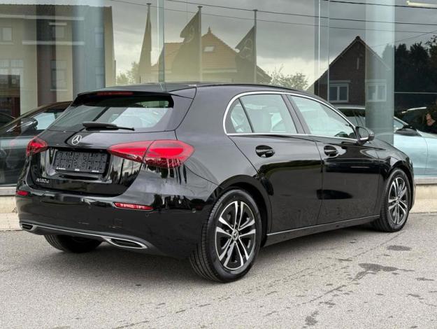 MERCEDES-BENZ A 180 d New Modèle Luxury Line  