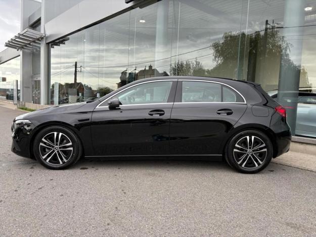 MERCEDES-BENZ A 180 d New Modèle Luxury Line  
