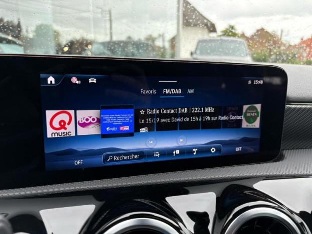 MERCEDES-BENZ A 180 d New Modèle Luxury Line  