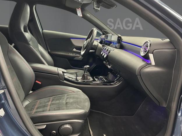 MERCEDES-BENZ A 160 Essence AMG Line 