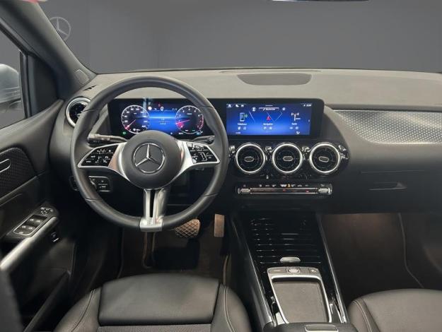 MERCEDES-BENZ B 180 Luxury Line  