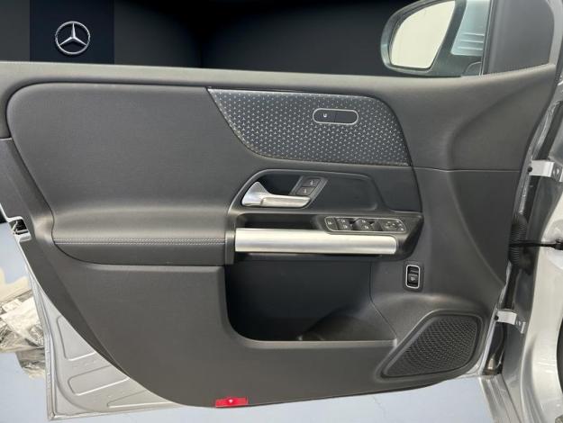MERCEDES-BENZ B 180 Luxury Line  