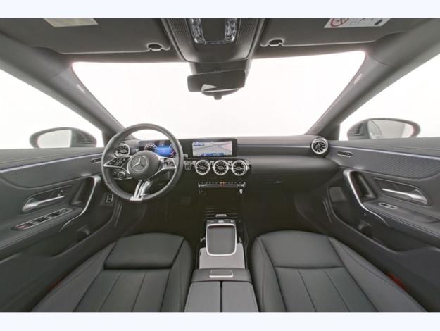 MERCEDES-BENZ CLA 180 d SB Facelift Luxury Line  