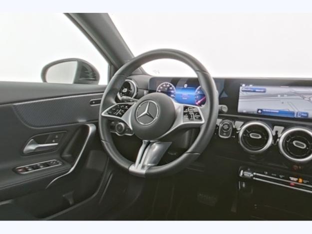 MERCEDES-BENZ A-Klasse A 180 Business Line