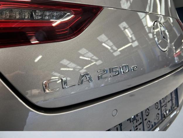 MERCEDES-BENZ CLA-Klasse CLA 250 e Coupé AMG Line