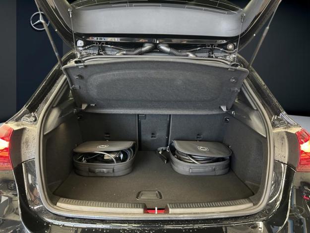 MERCEDES-BENZ A 250 e Pack AMG Pack Night Pano  