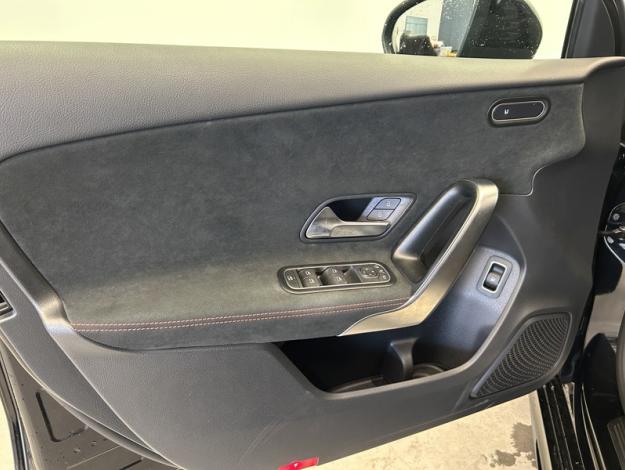 MERCEDES-BENZ A 250 e Pack AMG Pack Night Pano  