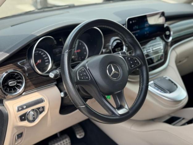 MERCEDES-BENZ V-Klasse V 300 d 4MATIC AVANTGARDE L3