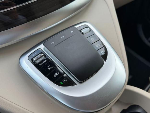 MERCEDES-BENZ V-Klasse V 300 d 4MATIC AVANTGARDE L3