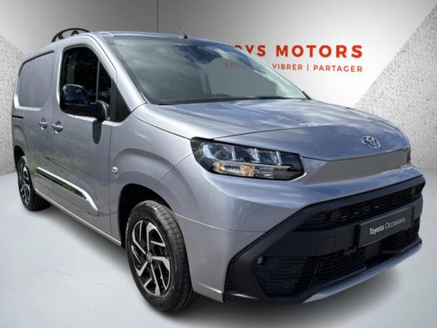 TOYOTA Proace City Medium 1.5L 130 D-4D BVA Start  PROACE CITY 1.5L 130 D 4D BVA STARTCONFORT LOOK