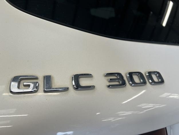 MERCEDES-BENZ GLC 300 4MATIC AMG Pack Night Toit pano  