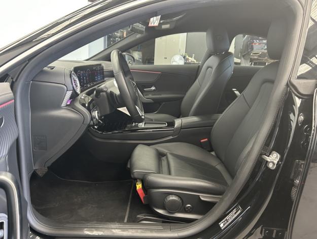 MERCEDES-BENZ CLA-Klasse CLA 180 d Coupé Luxury Line