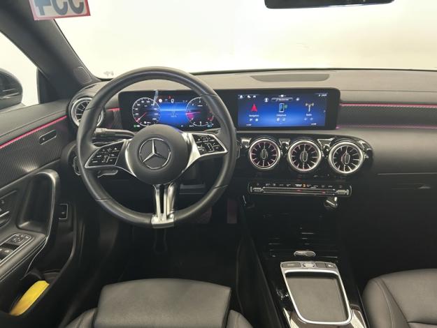 MERCEDES-BENZ CLA-Klasse CLA 180 d Coupé Luxury Line