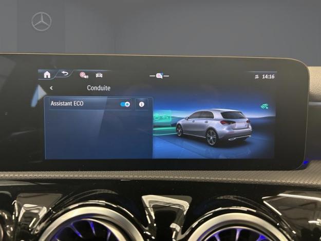 MERCEDES-BENZ A 250 e AMG Pack Night Pano  