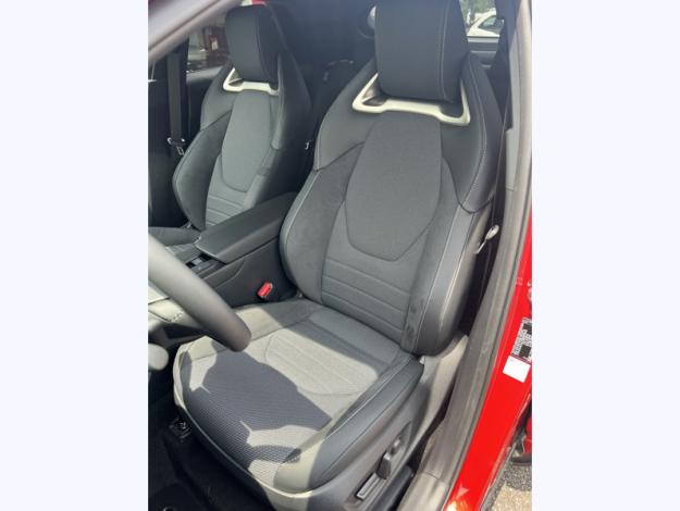 TOYOTA C-HR 1.8 Hybride 140 Collection  C HR HYBRIDE NG HYBRIDE 140 COLLECTION .