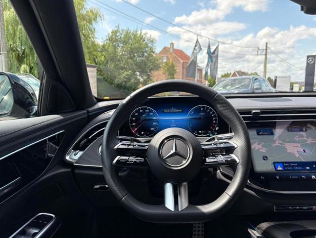 MERCEDES-BENZ E 300 e Berline AMG Pack Night  