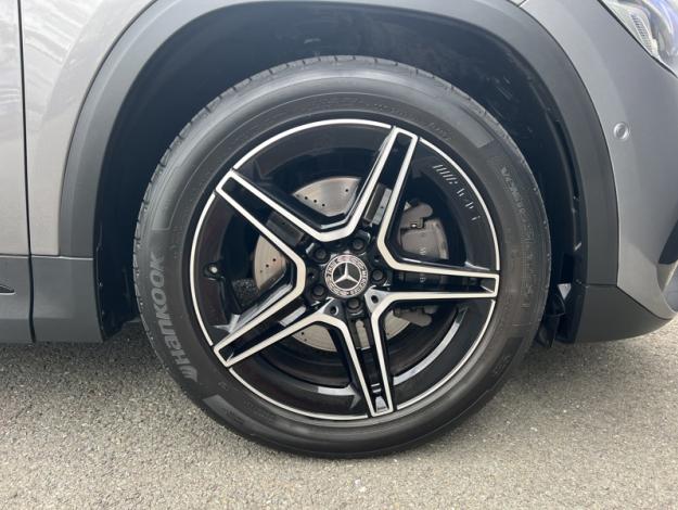 MERCEDES-BENZ GLA 200 d AMG Line  GLA 200 d AMG Line