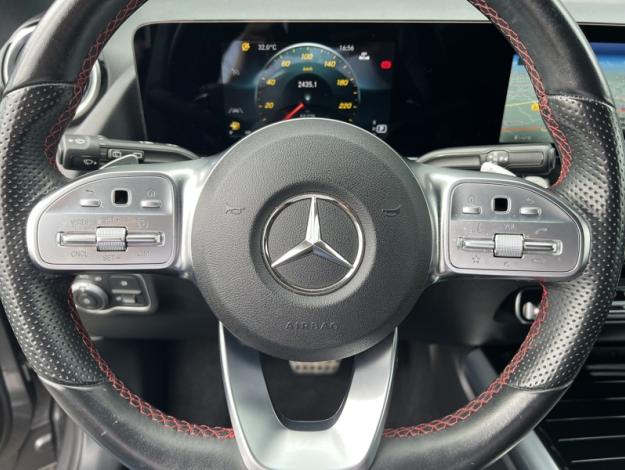 MERCEDES-BENZ GLA 200 d AMG Line  GLA 200 d AMG Line