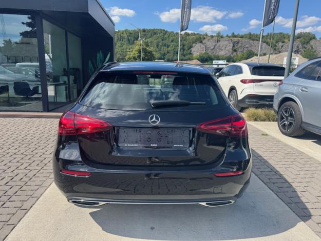 MERCEDES-BENZ A 180 d Business Line  