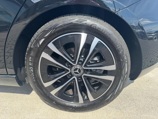 MERCEDES-BENZ A 180 d Business Line  
