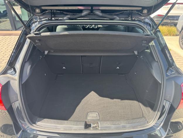 MERCEDES-BENZ A 180 d Business Line  