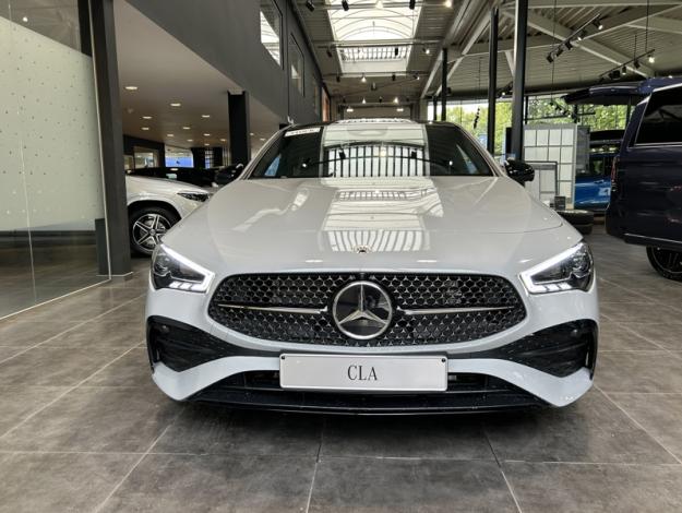 MERCEDES-BENZ CLA 180 Shooting Brake  AMG Line