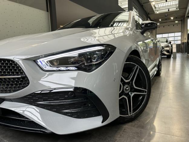 MERCEDES-BENZ CLA 180 Shooting Brake  AMG Line
