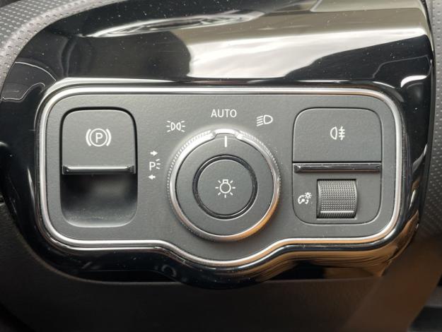 MERCEDES-BENZ Classe A 180 d 116ch AMG Line 8G-DCT  