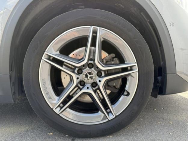 MERCEDES-BENZ GLA 200 AMG Line  