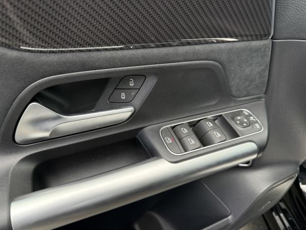 MERCEDES-BENZ Classe B 250 e Hybrid EQ AMG Line  